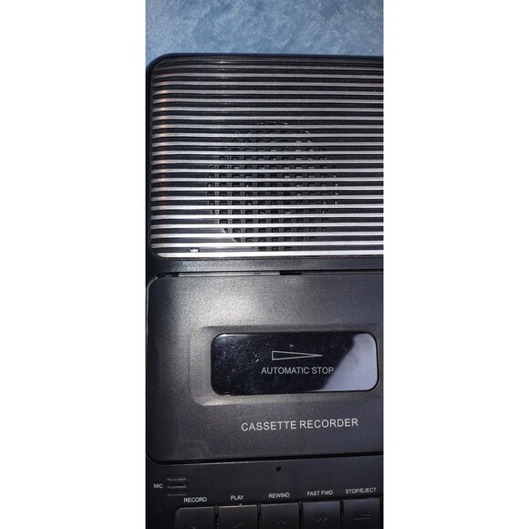 ONN Cassette Player Recorder Player ONA13AV504 With Adapter Built In Microphone - Picture 3 of 10